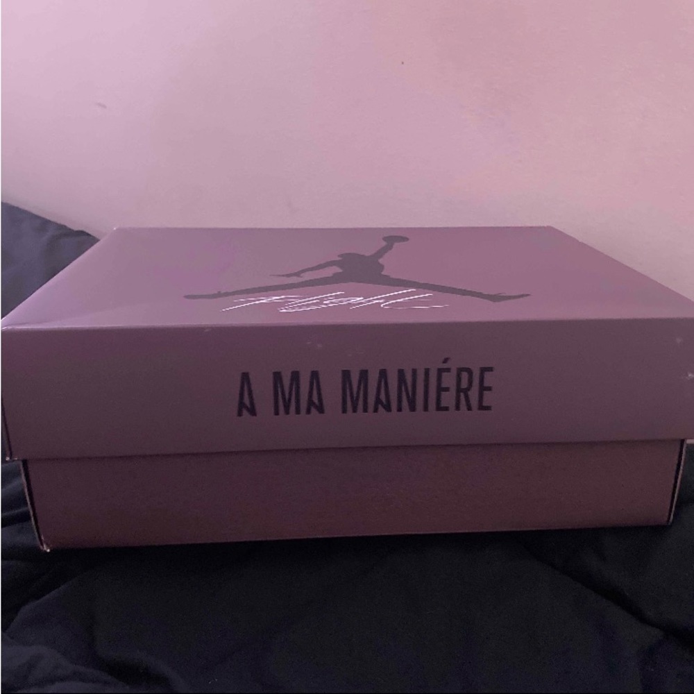 A MA MANIÈRE x AIR JORDAN 4 RETRO ‘VIOLET Ore’ US MAN7 7= 7Y